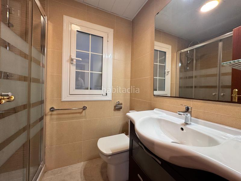 Foto a0c3fec7-3a9d-4f46-a8e6-c3e575cd6b21. Piso  carrer de trinxant, en El Camp de l´Arpa del Clot Barcelona