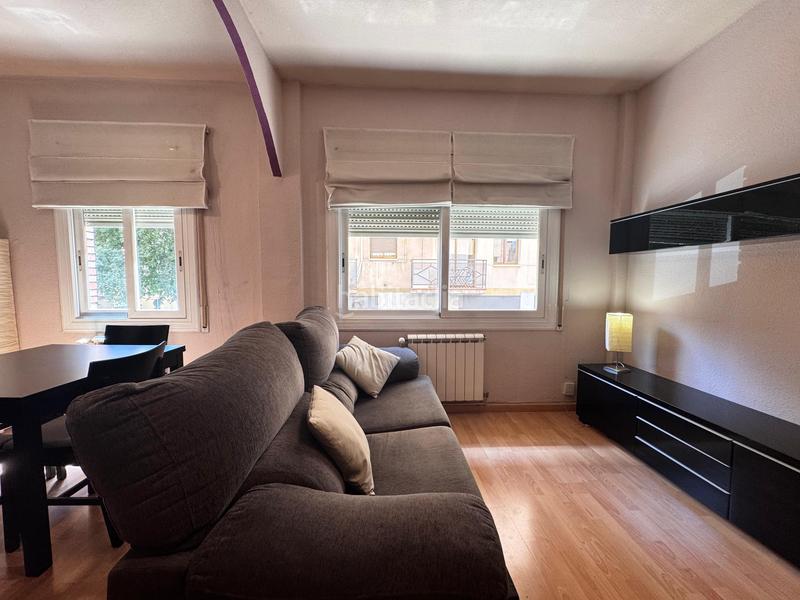 Foto f5f63b6f-857a-43d3-bffb-6ae363fc773c. Piso  carrer de trinxant, en El Camp de l´Arpa del Clot Barcelona