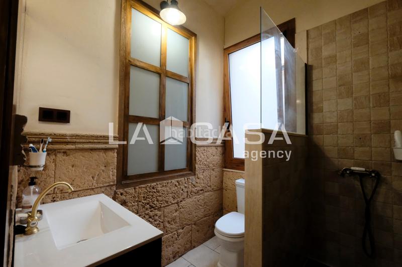 Foto 55ac3532-99e1-46c8-912b-de176983ca85. Casa pareada chalet pareado plaça deivissa, en Horta Barcelona