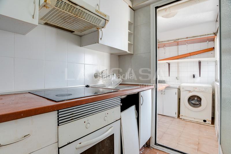 Foto d6f779b0-f5a1-4d95-b011-f8a52d148cad. Attique avec chauffage dans La Verneda - La Pau Barcelona