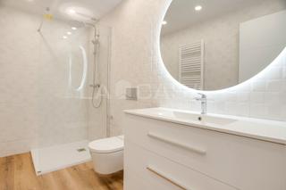 Penthouse in La Verneda - La Pau