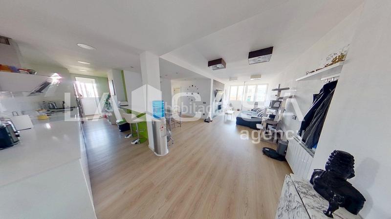 Foto 85382b4e-8abe-491f-a57e-e2b731886caf. Pis a La Verneda - La Pau Barcelona