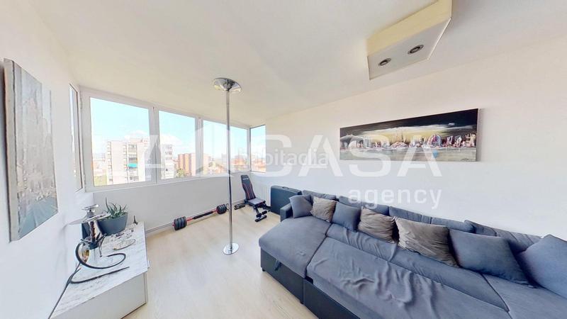 Foto c741f547-39df-4cf1-931c-bd181d19c065. Pis a La Verneda - La Pau Barcelona