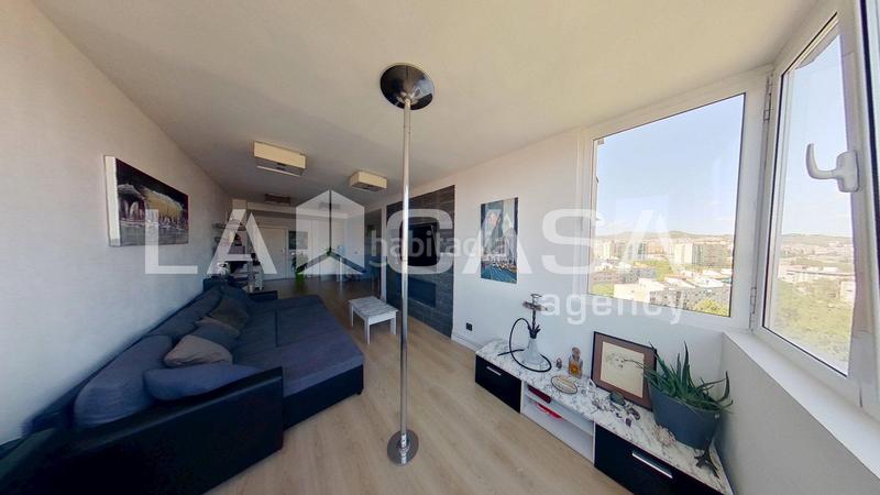 Foto d3614b88-b252-4b38-b90e-a43249f16773. Pis a La Verneda - La Pau Barcelona