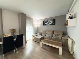 Piso  Carrer de bernat metge. Vivienda de protección oficial