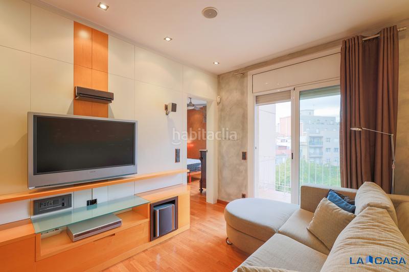 Foto 483d8f41-d15b-4acf-bfca-ac217067cd2d. Appartement avec parking dans La Bordeta Barcelona