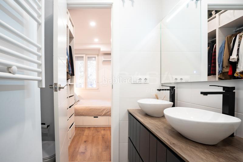 Foto b3ee526f-3914-4b9f-b187-062fab12dd74. Appartamento in Poblenou Barcelona