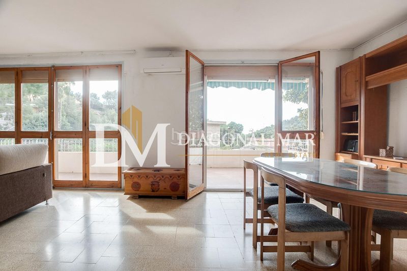 Foto 5a8a981a-49af-4209-8b6d-69f2253f6e43. Casa amb aparcament a El Poal Castelldefels
