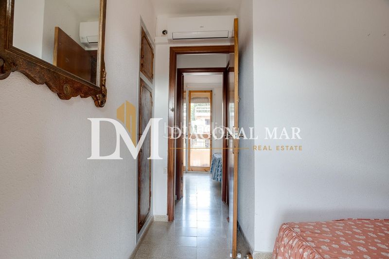 Foto 716f914e-805a-4742-89d9-ce035d5dcf97. Casa amb aparcament a El Poal Castelldefels