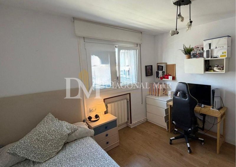 Foto 7414262a-7a2c-4581-98ce-956b5d5eac77. Dúplex amb calefacció a La Verneda - La Pau Barcelona