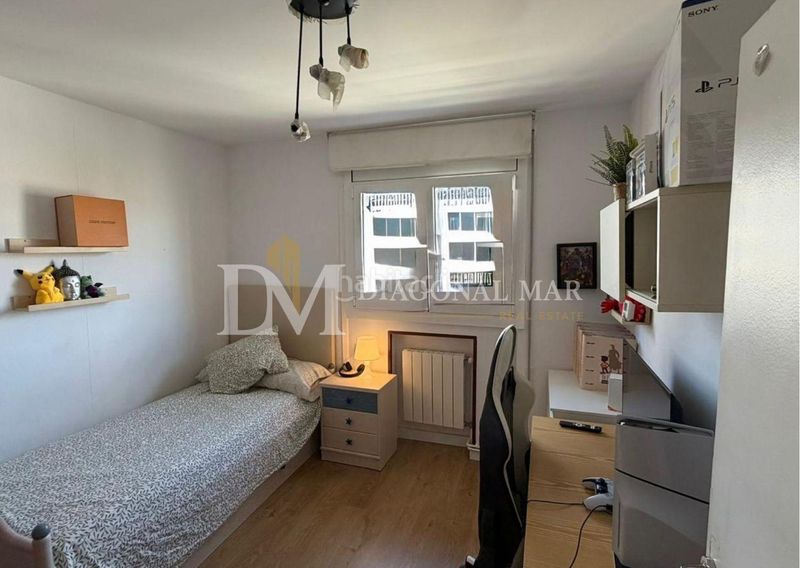 Foto 76571181-ad5a-489e-ac31-f0a076e963ca. Dúplex amb calefacció a La Verneda - La Pau Barcelona