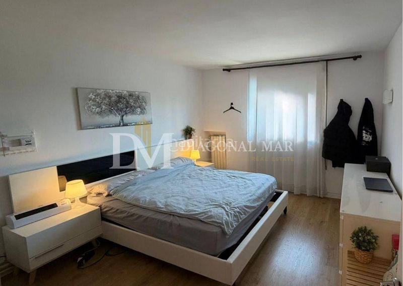 Foto 8794f27f-89fe-4b11-ba88-8419c4e5fb4f. Dúplex amb calefacció a La Verneda - La Pau Barcelona