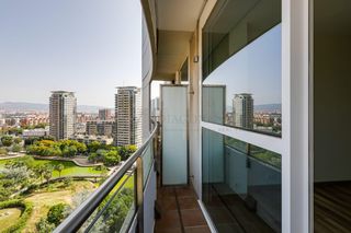 Pis a Diagonal Mar i el Front Marítim del Poblenou