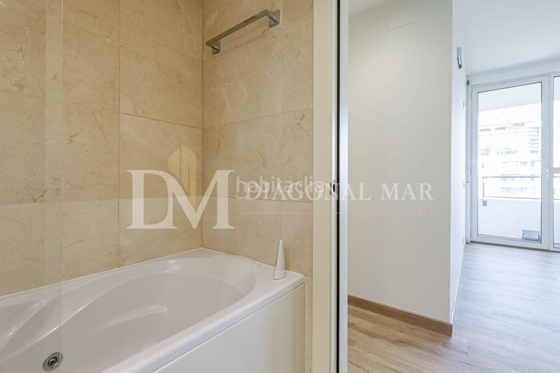 Foto f2fd6ee4-9991-4978-8669-1252ce58c399. Pis amb aparcament piscina a Diagonal Mar i el Front Marítim del Poblenou Barcelona