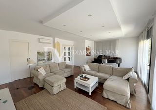 Lloguer Casa adossada a Tiana. Diseño, amplitud y exclusividad a pocos minutos de barcelona