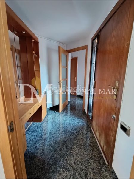 Foto 71931d6e-98cc-43a3-a102-ee4d1efebc34. Casa amb calefacció aparcament piscina a Sant Genís dels Agudells Barcelona