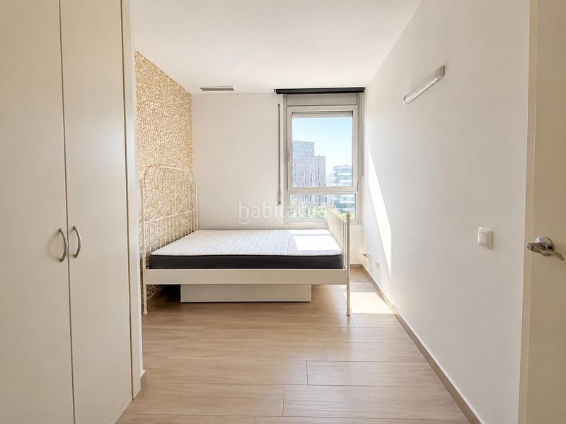 Foto 401de4c3-ce19-4e5e-a24d-706c56895dd7. Pis amb calefacció aparcament a Besòs - Maresme Barcelona