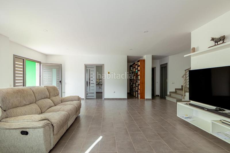 Foto 89d330a0-200b-4ac4-bb07-986485705d2d. Chalet  en venta en vecindario en Vecindario - El Doctoral - Cruce de Sardina Santa Lucía de Tirajana