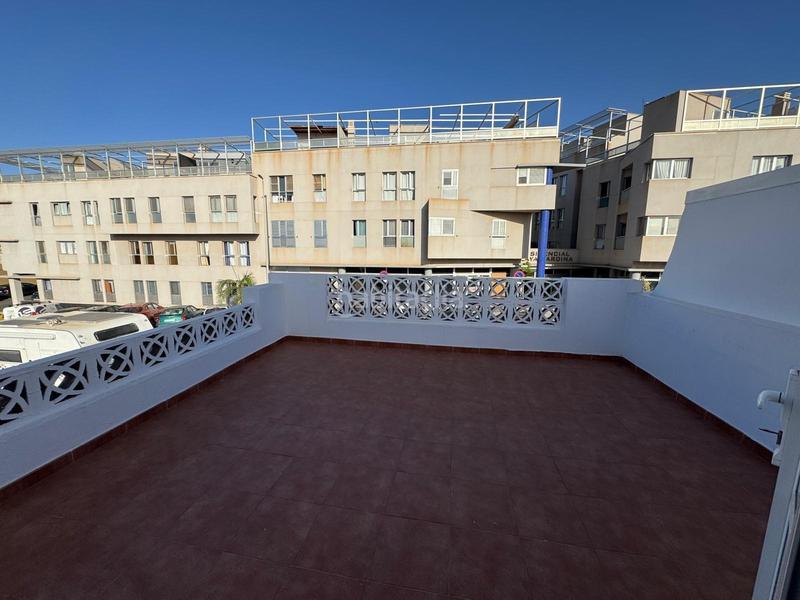 Foto 4eba3b2f-c8f8-46ed-aa15-999c4acaab65. Chalet mit parking pool in Sardina Gáldar