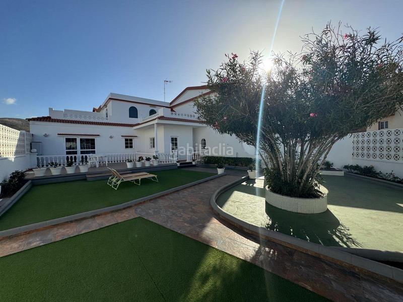 Foto b453a8f0-6bbe-4ee1-a365-61252f88303c. Chalet mit parking pool in Sardina Gáldar