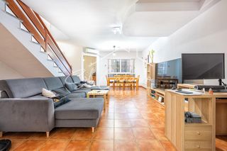 Reihenhaus en Vecindario - El Doctoral - Cruce de Sardina. Amplia vivienda adosada en zona del canario.