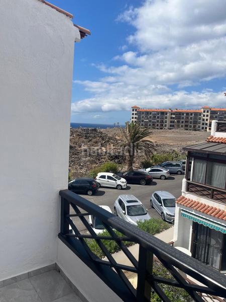 Foto d3b29f8c-a60e-4e8c-a54e-2ce8c0f2bad0. Dúplex amb piscina a Costa del Silencio Arona