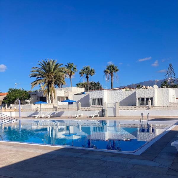Foto dec77cae-c6a0-4f8e-8396-3d853b39c41a. Location studio avec piscine dans Costa del Silencio Arona