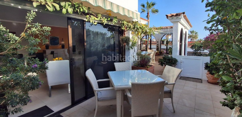 Foto 0bf3606d-06c6-441a-8172-b29db9c21527. Chalet venta de espectacular villa en Costa del Silencio en Arona