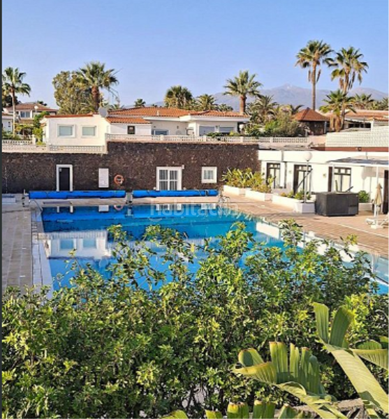 Foto 442792dc-68b6-4b99-8066-0a27e01ccb9e. Chalet venta de espectacular villa en Costa del Silencio en Arona