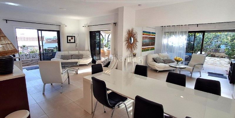 Foto afaff5bb-c222-4f9a-be71-7124aeeefb1b. Chalet venta de espectacular villa en Costa del Silencio en Arona