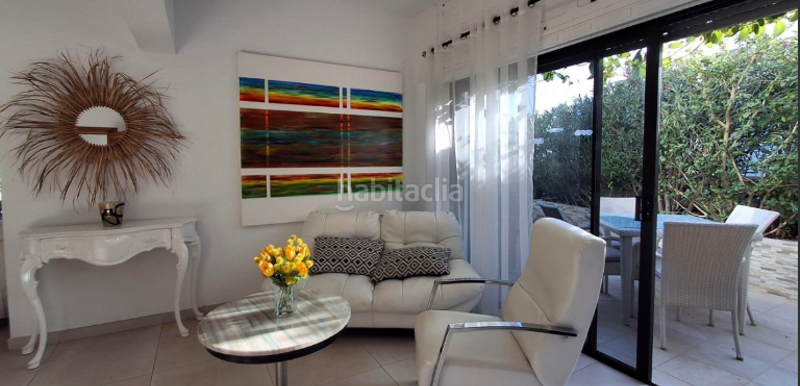 Foto b34d517f-69da-4fb1-956a-5760278bad86. Chalet venta de espectacular villa en Costa del Silencio en Arona