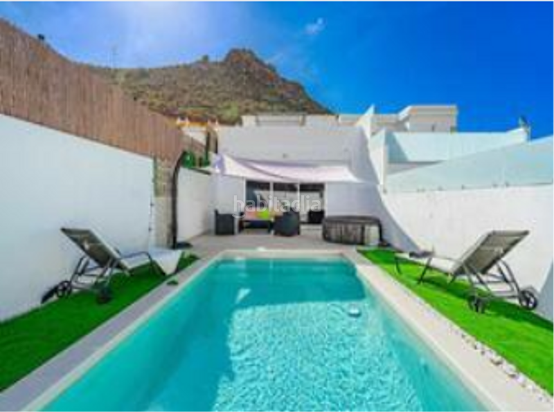 Foto b5b23530-0235-4d8b-a257-224ef566e6bc. Haus mit parking pool in Torviscas Centro y Alto Adeje