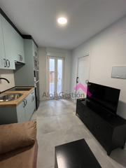 Location Appartement  Calle cartas. Incluido luz agua wifi calefacción frío y calor