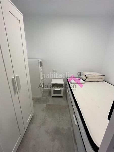 Foto 18a7b1ce-405b-498c-a26f-b6f46e667306. Alquiler apartamento incluido luz agua wifi calefacción frío y calor en Plasencia