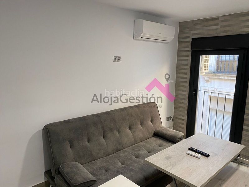 Foto dba7a96c-3ae9-46b0-8898-ff55e5ea8990. Lloguer pis a Centro Ciudad Plasencia