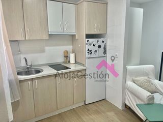 Affitto Monolocale  Calle de podadores. Estudio en alquiler - gastos incluidos