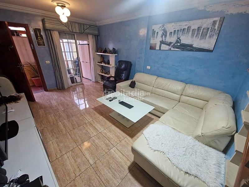 Foto e7c7a0a1-53b1-45ce-a005-32fa9535233b. Dúplex amb aparcament a Llano del Camello San Miguel de Abona