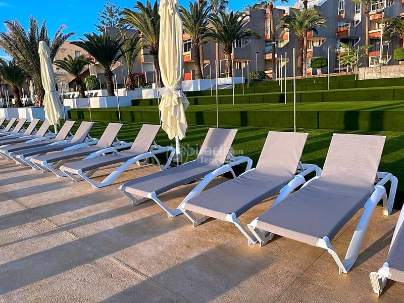 Foto 07b47aff-305f-4a41-b1a0-f7066e1e017a. Location appartement avec piscine dans Las Galletas Arona