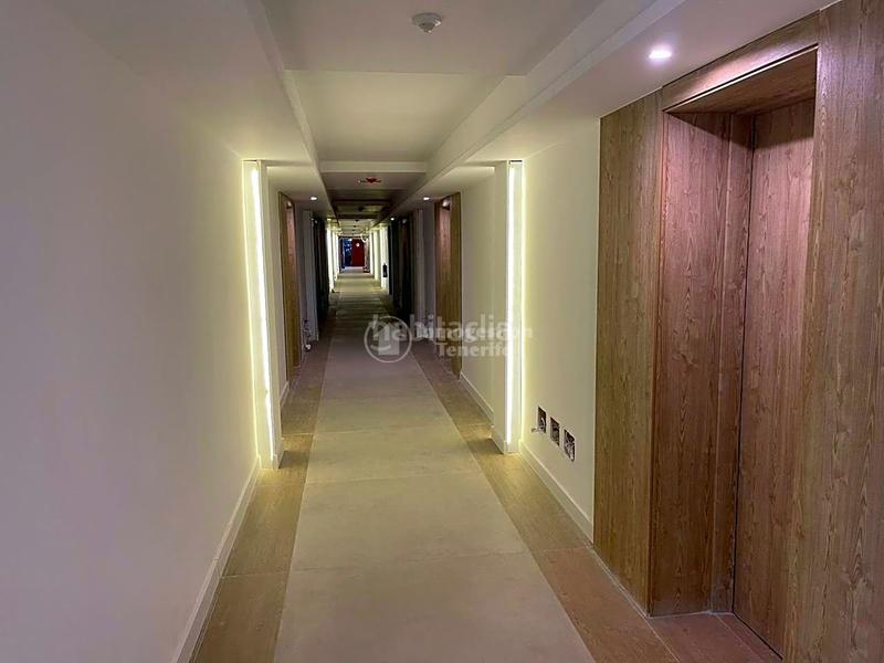 Foto 58f47cc8-3d63-4d44-9dd5-33b7f496a25e. Location appartement avec piscine dans Las Galletas Arona