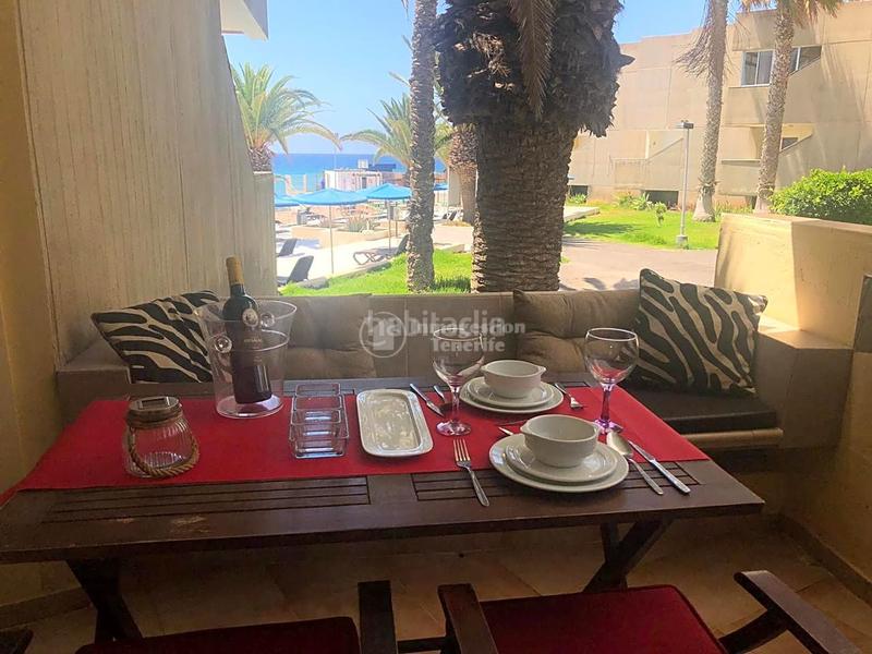 Foto cc75ada3-a698-4cd9-b61e-3cb3ca5368d2. Location appartement avec piscine dans Las Galletas Arona