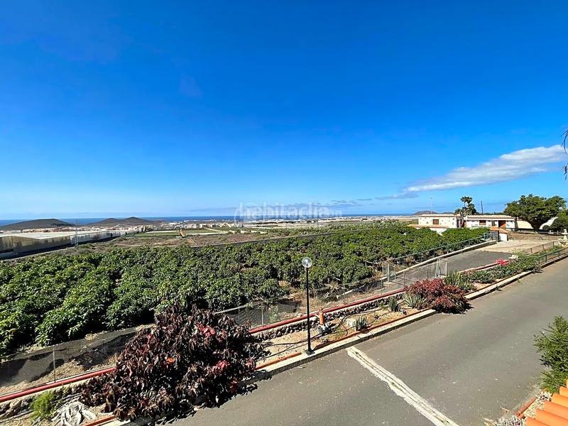 Foto 97a9b6bd-019c-4de8-965a-d1eb717db779. Casa con piscina in Cho - Parque de la Reina Arona