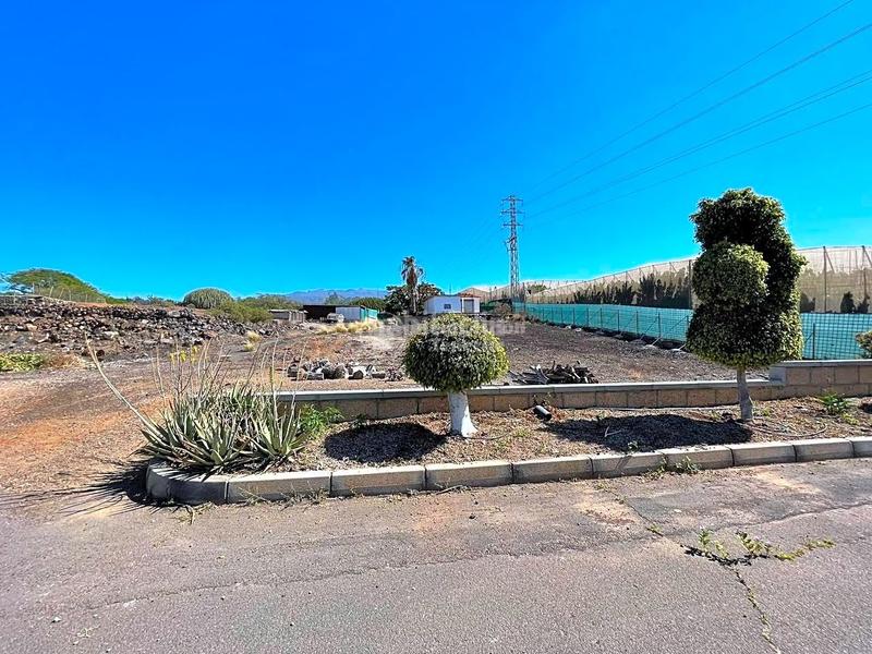 Foto f014c0ec-a78e-45f2-91f5-25e446423b82. Casa con piscina in Cho - Parque de la Reina Arona