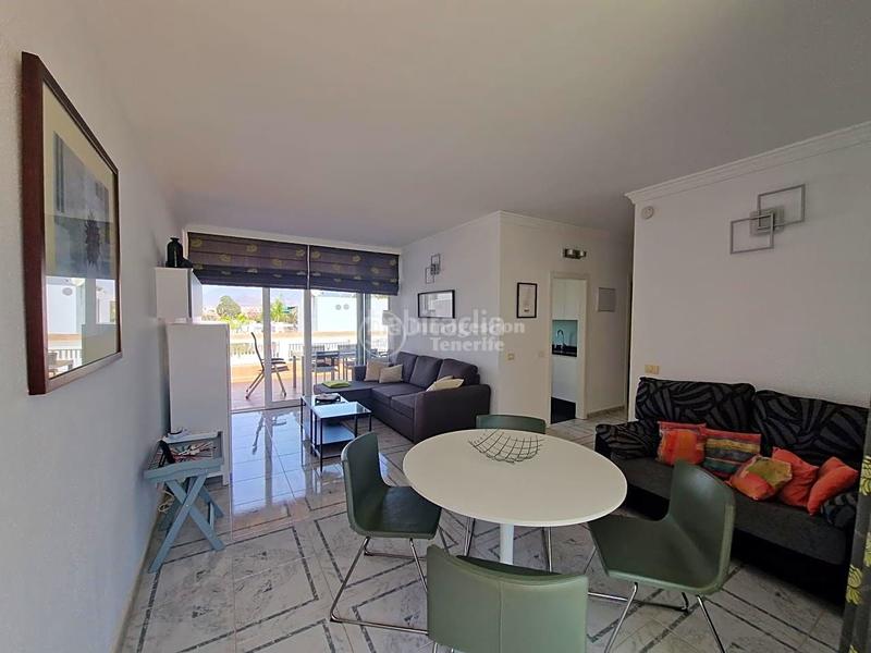 Foto 6d6a312f-7153-476c-9630-53264090aa24. Maison avec piscine dans Costa del Silencio Arona