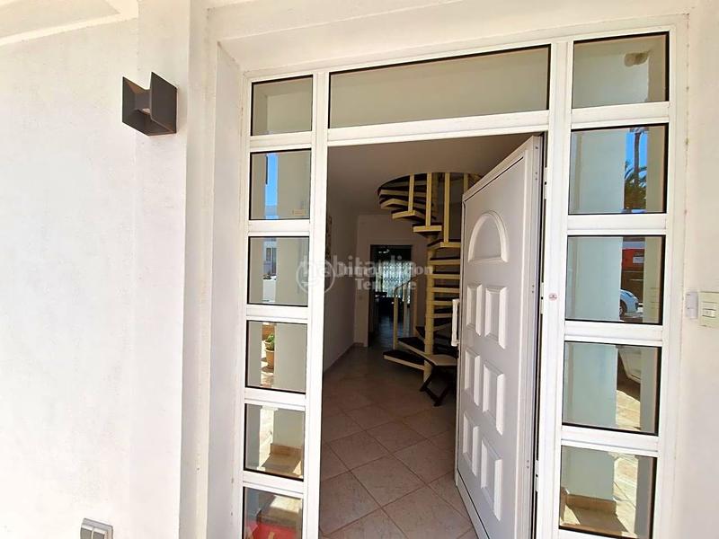 Foto 82812da5-4520-4c5a-8c6c-5f9e3ca8bb66. Maison avec piscine dans Costa del Silencio Arona