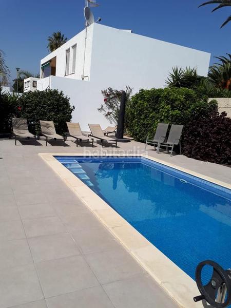 Foto 9423c6fd-9bee-411c-b70a-ee8499d593d4. Maison avec piscine dans Costa del Silencio Arona