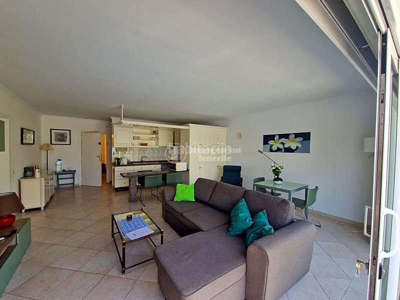 Foto bef2d674-ea95-4be5-ae04-5b100f4fe489. Maison avec piscine dans Costa del Silencio Arona