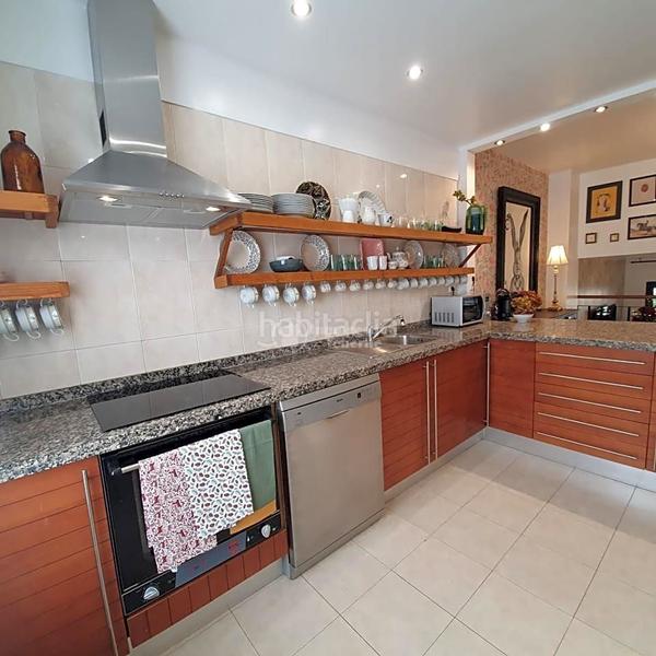 Foto ce5ddfef-99a0-4879-a82c-8b31ce5371e0. Affitto casa a schiera con parcheggio piscina in Palm - Mar Arona