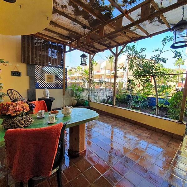 Foto d2d7f521-4078-42bf-99f6-9f2810c14aba. Affitto casa a schiera con parcheggio piscina in Palm - Mar Arona
