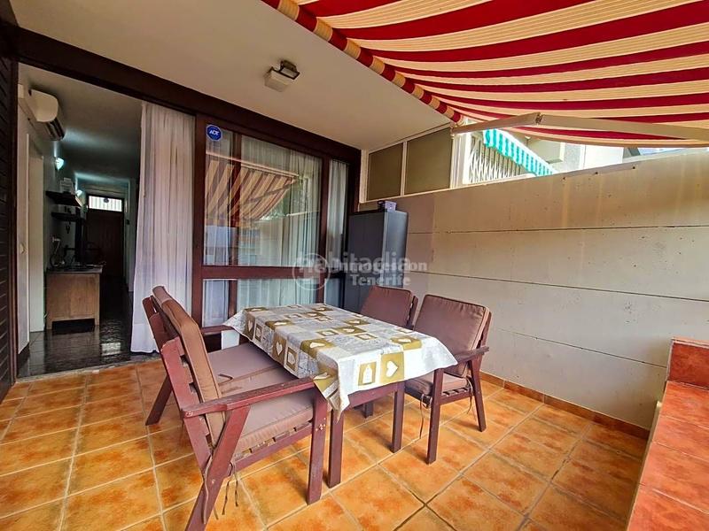 Foto 45e70f46-eec5-497d-9025-07cb7de3e311. Location appartement avec piscine dans Costa del Silencio Arona