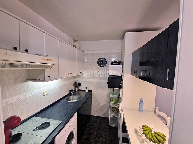 Foto c554e39e-9b68-4880-b9f1-2a19d99208c2. Location appartement avec piscine dans Costa del Silencio Arona